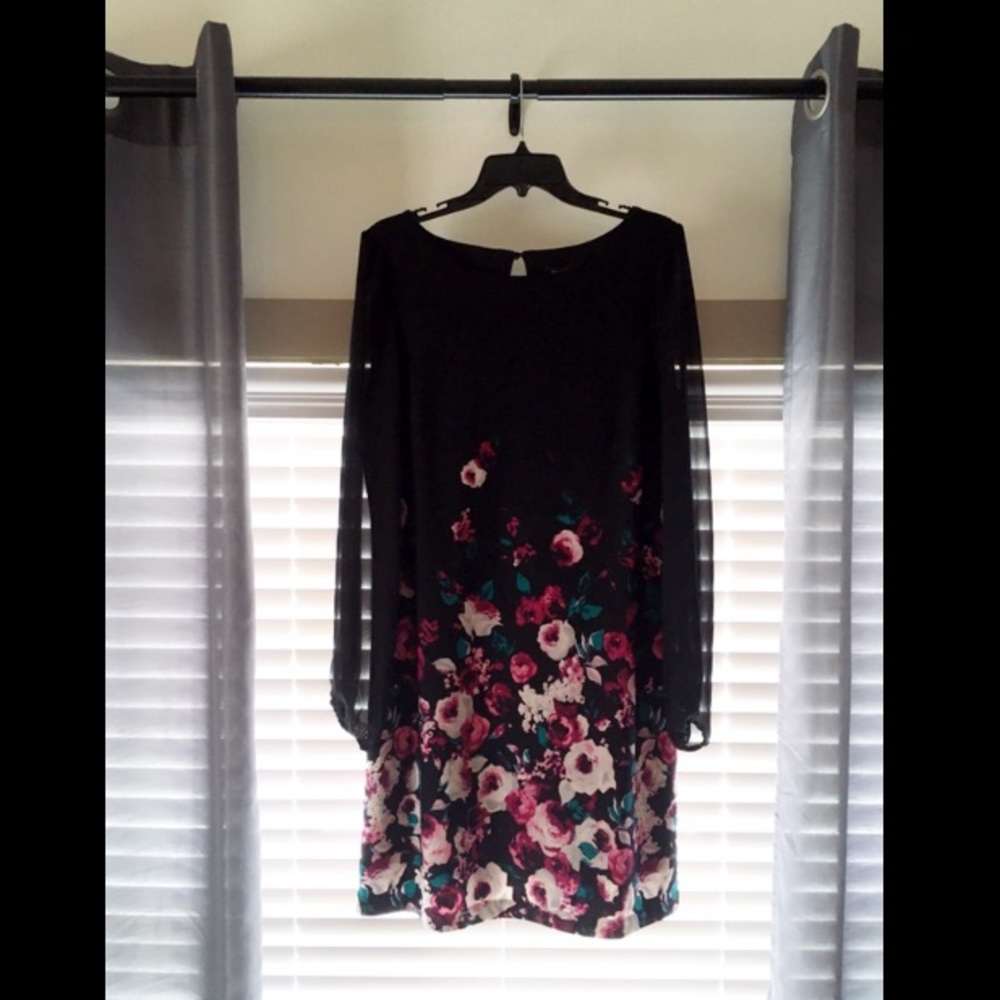 White House Black Market Dress